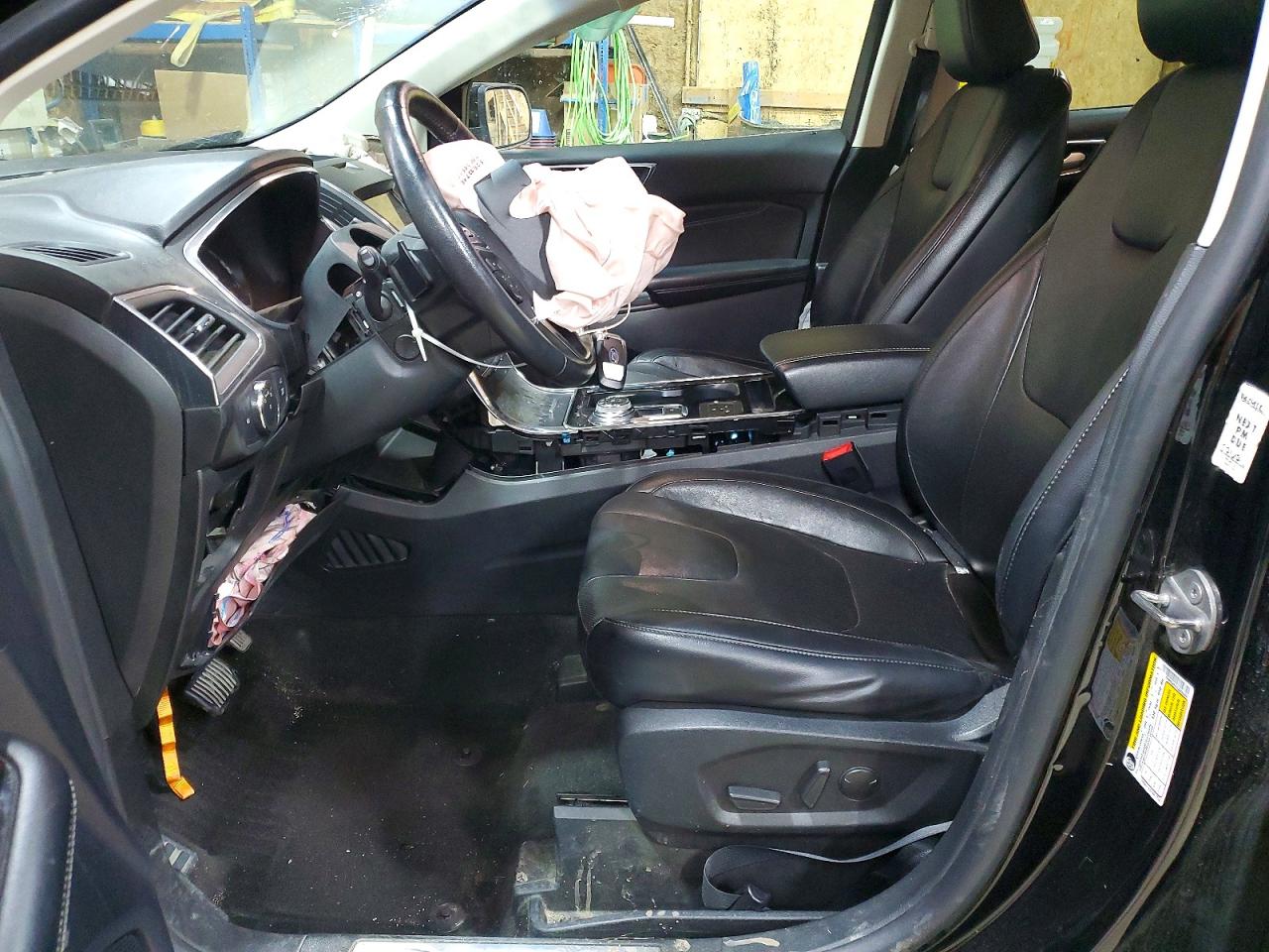 Ford Edge Titanium