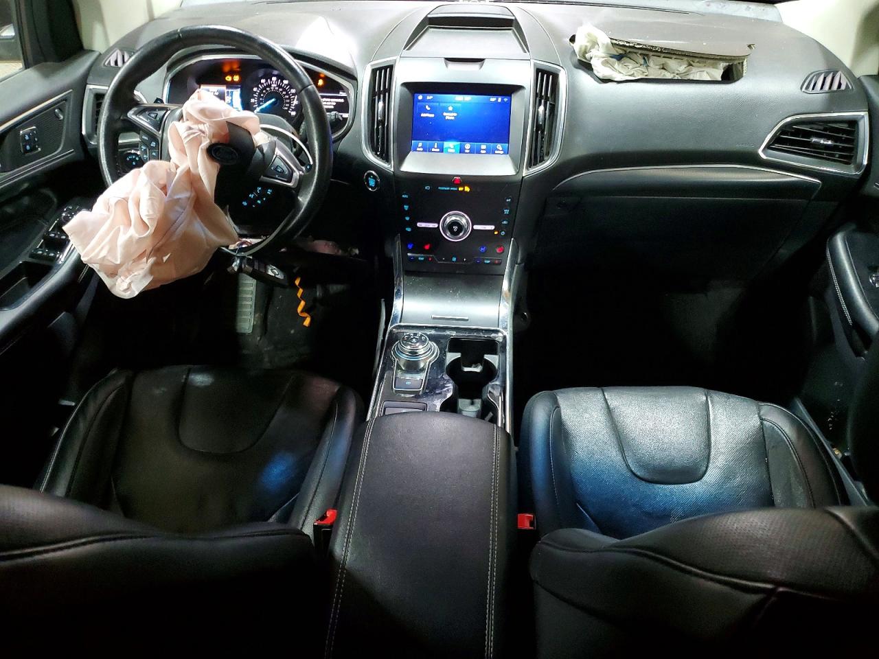 Ford Edge Titanium