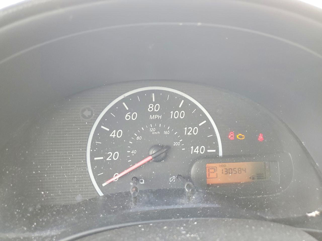 Nissan Versa 1.6 S