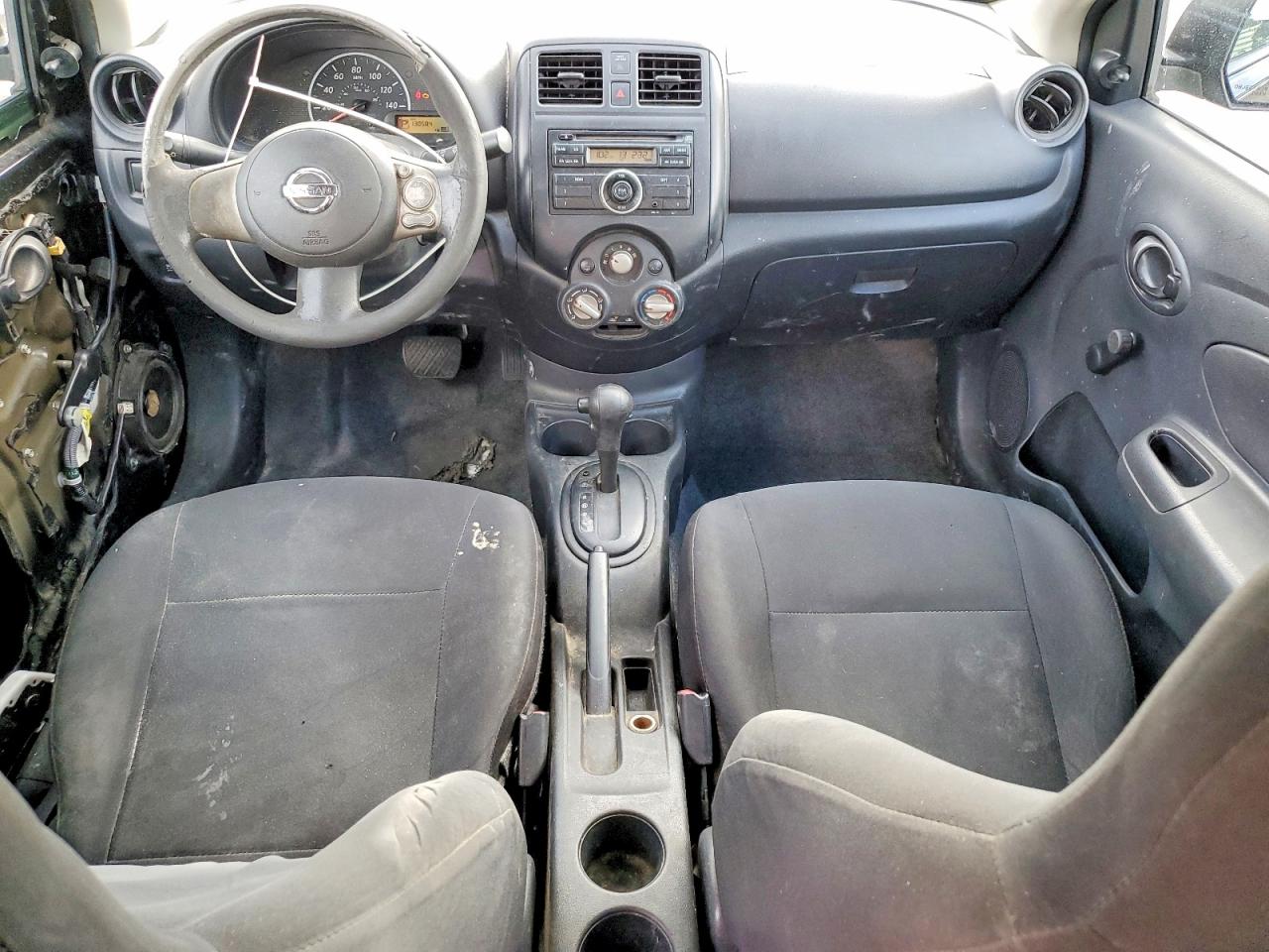 Nissan Versa 1.6 S