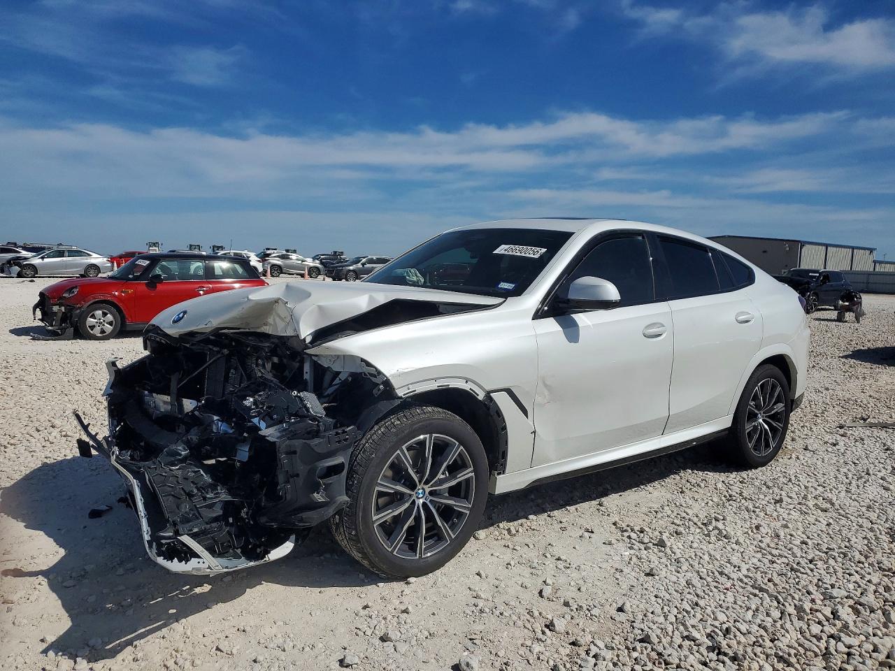 Salvage BMW X Series Image