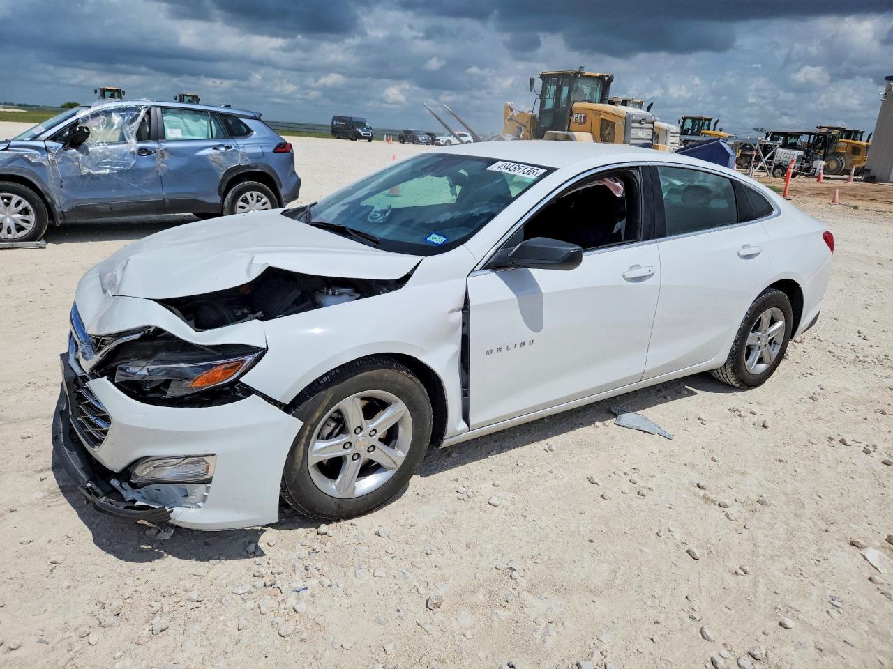 Salvage Chevrolet Malibu Image