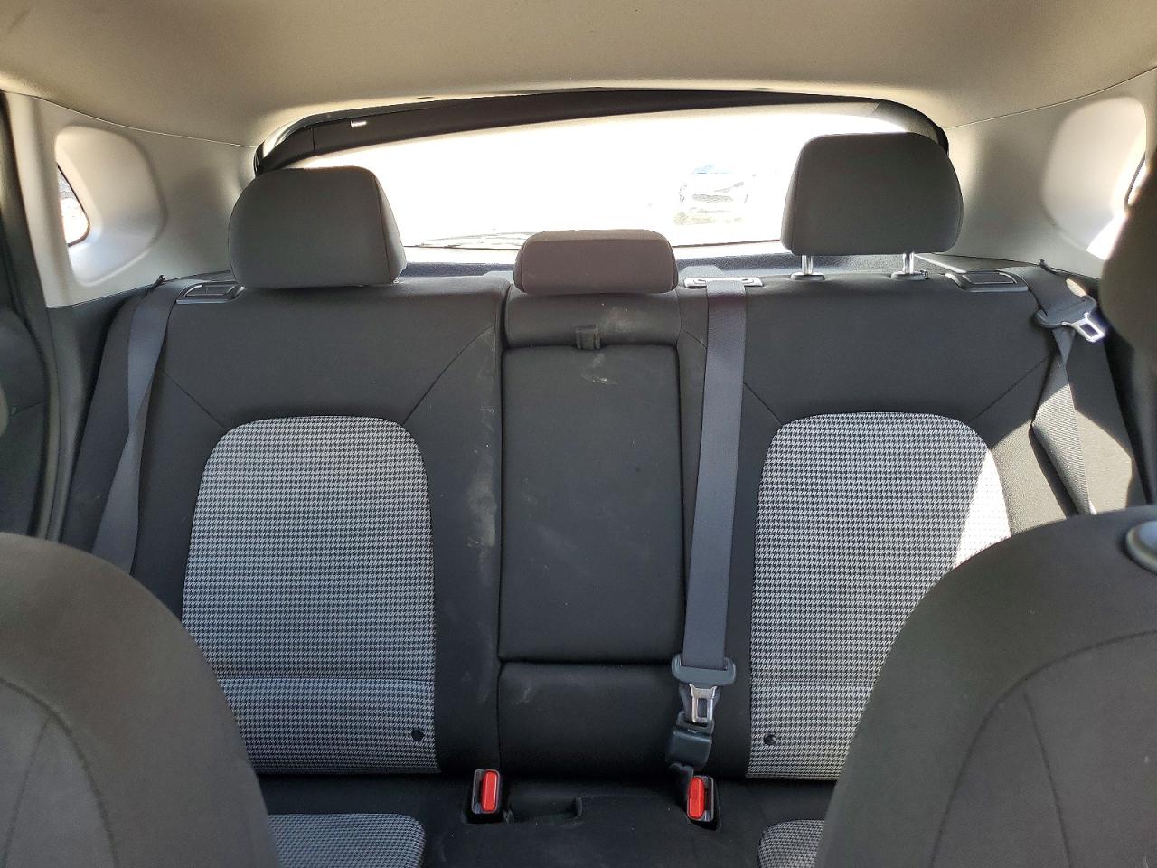 Hyundai KONA Se