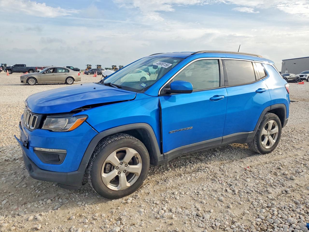 Salvage Jeep Compass Image