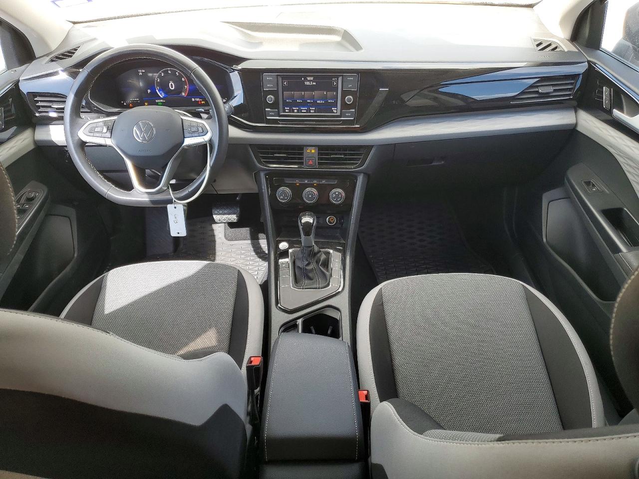 Volkswagen Taos S