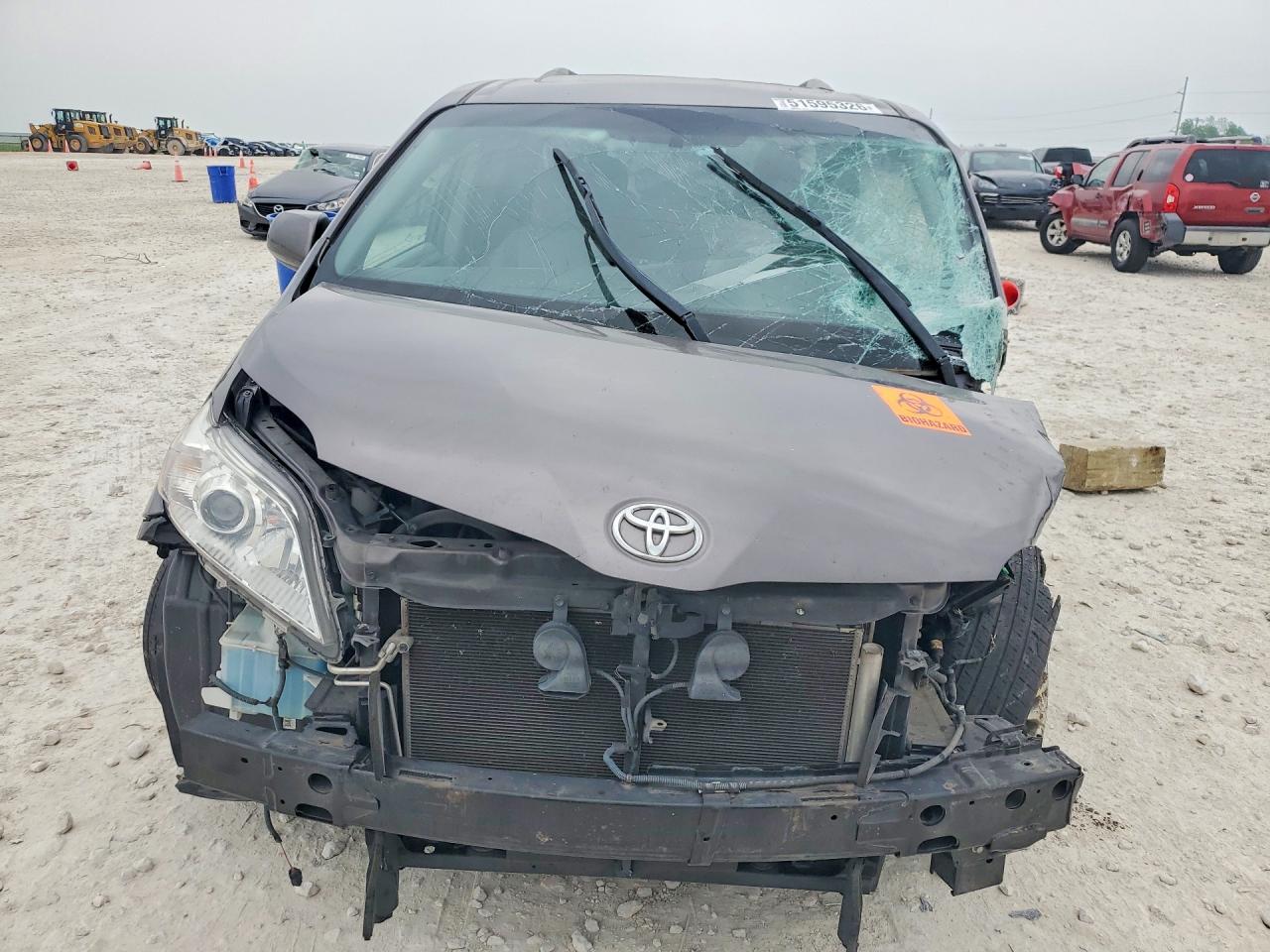 Toyota Sienna Xle 8-passenger