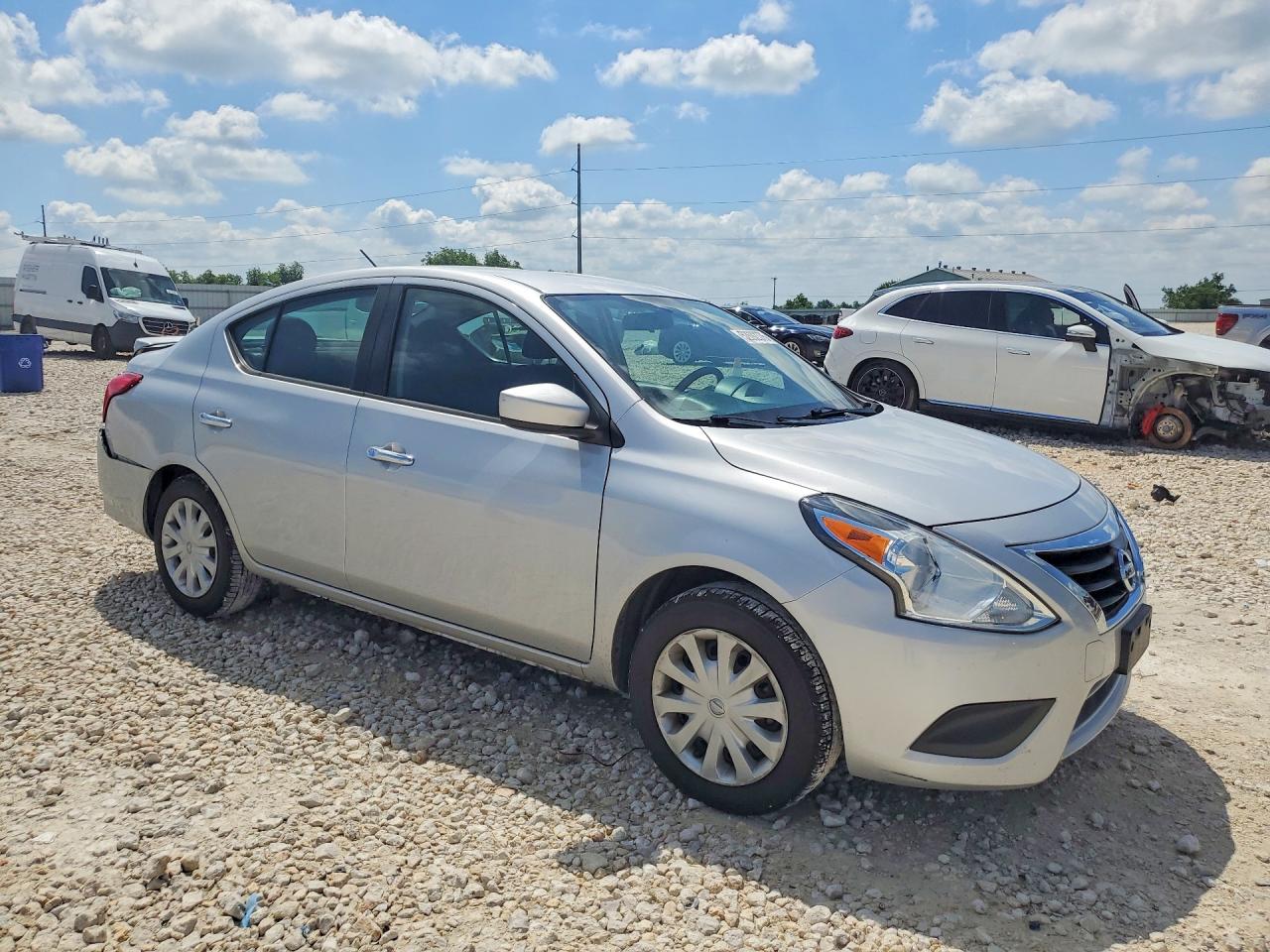 Nissan Versa 1.6 Sv