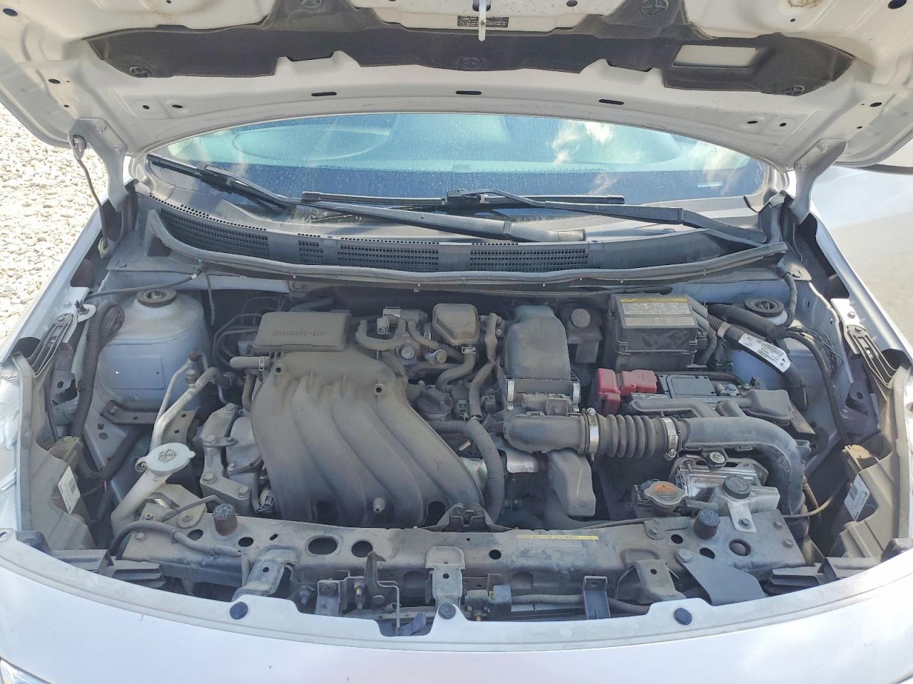 Nissan Versa 1.6 Sv