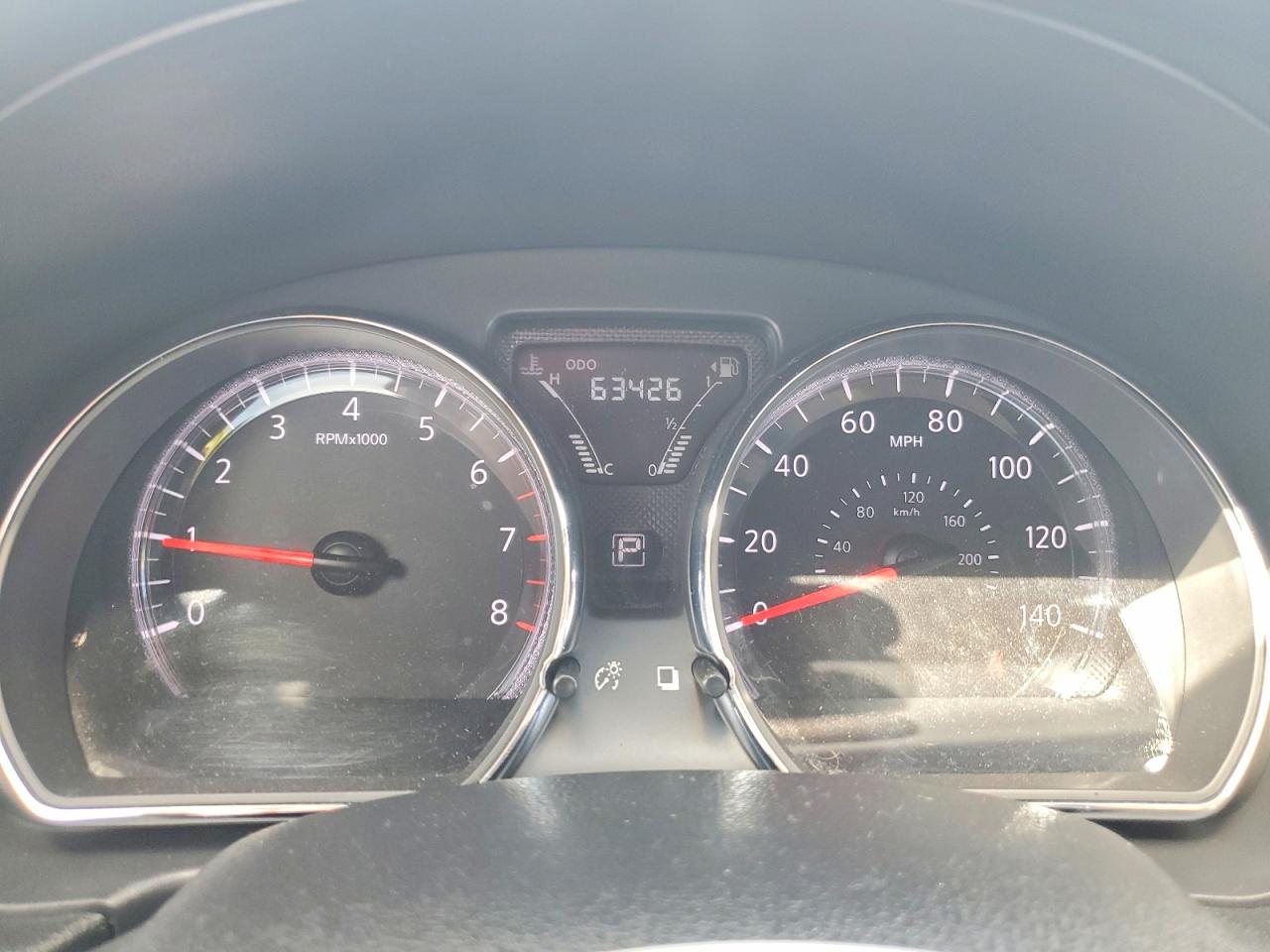 Nissan Versa 1.6 Sv