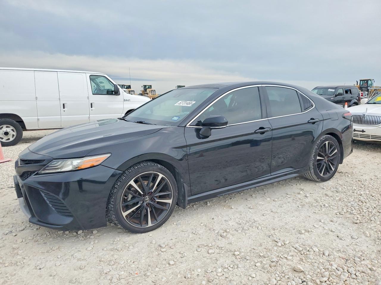 Salvage Toyota Camry Image