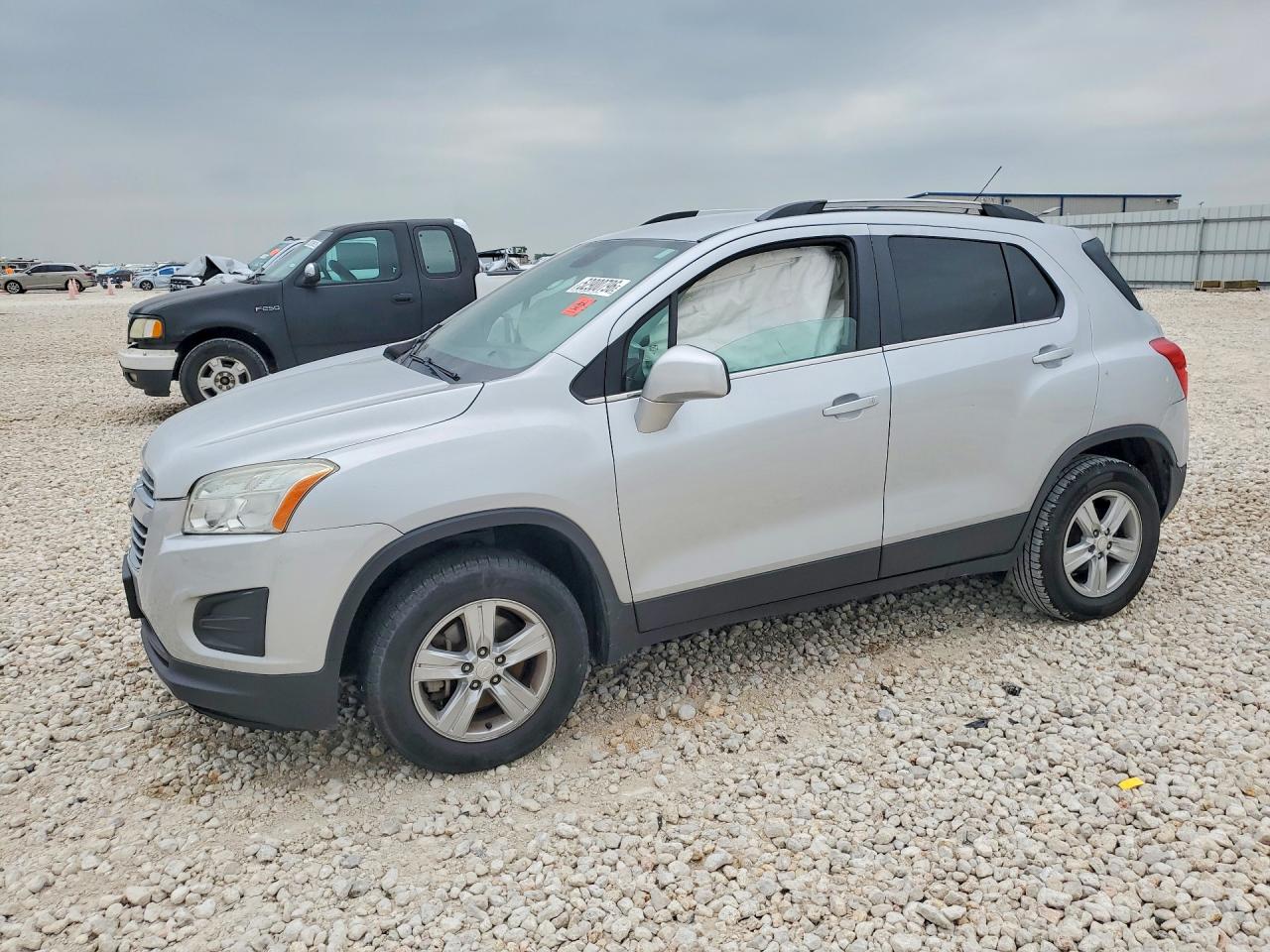 Salvage Chevrolet Trax Image