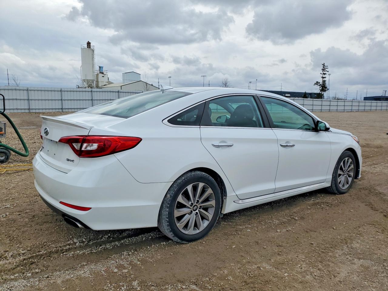 Hyundai SONATA Sport