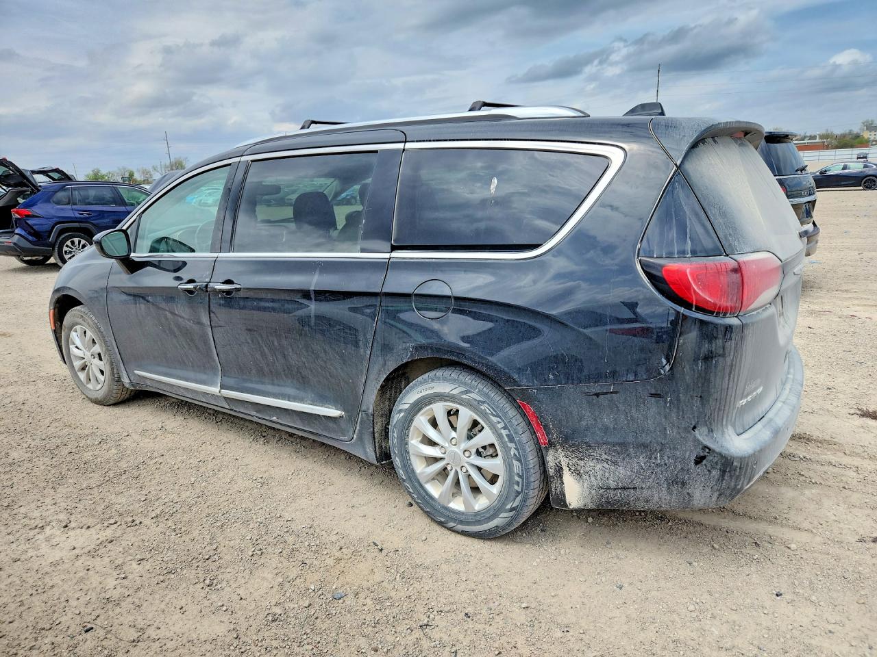 Chrysler Pacifica Touring L