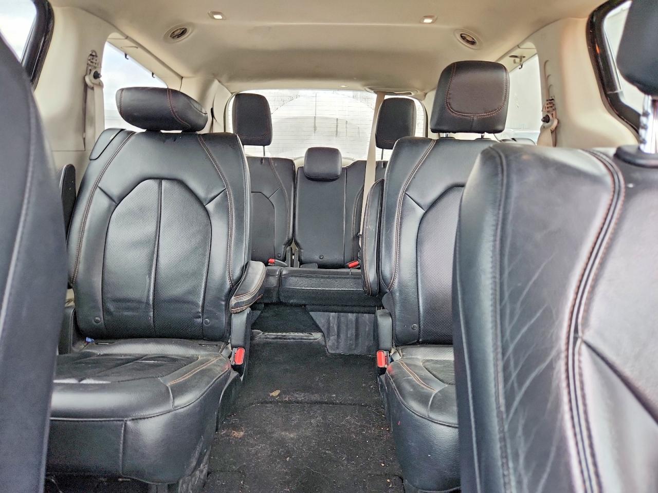 Chrysler Pacifica Touring L