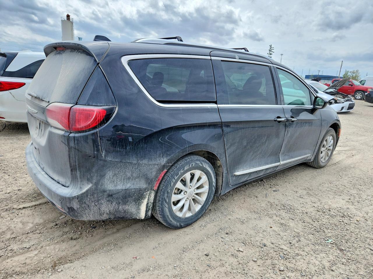 Chrysler Pacifica Touring L