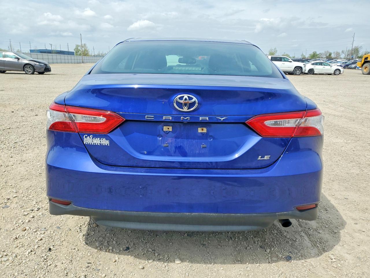 Toyota Camry Le