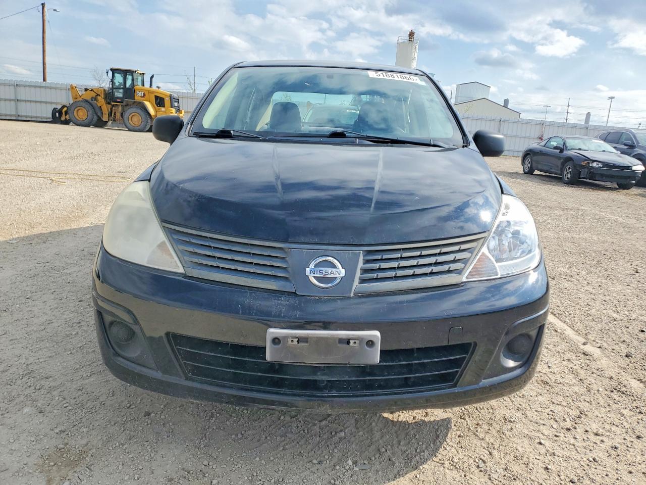 Nissan Versa 1.6 Base