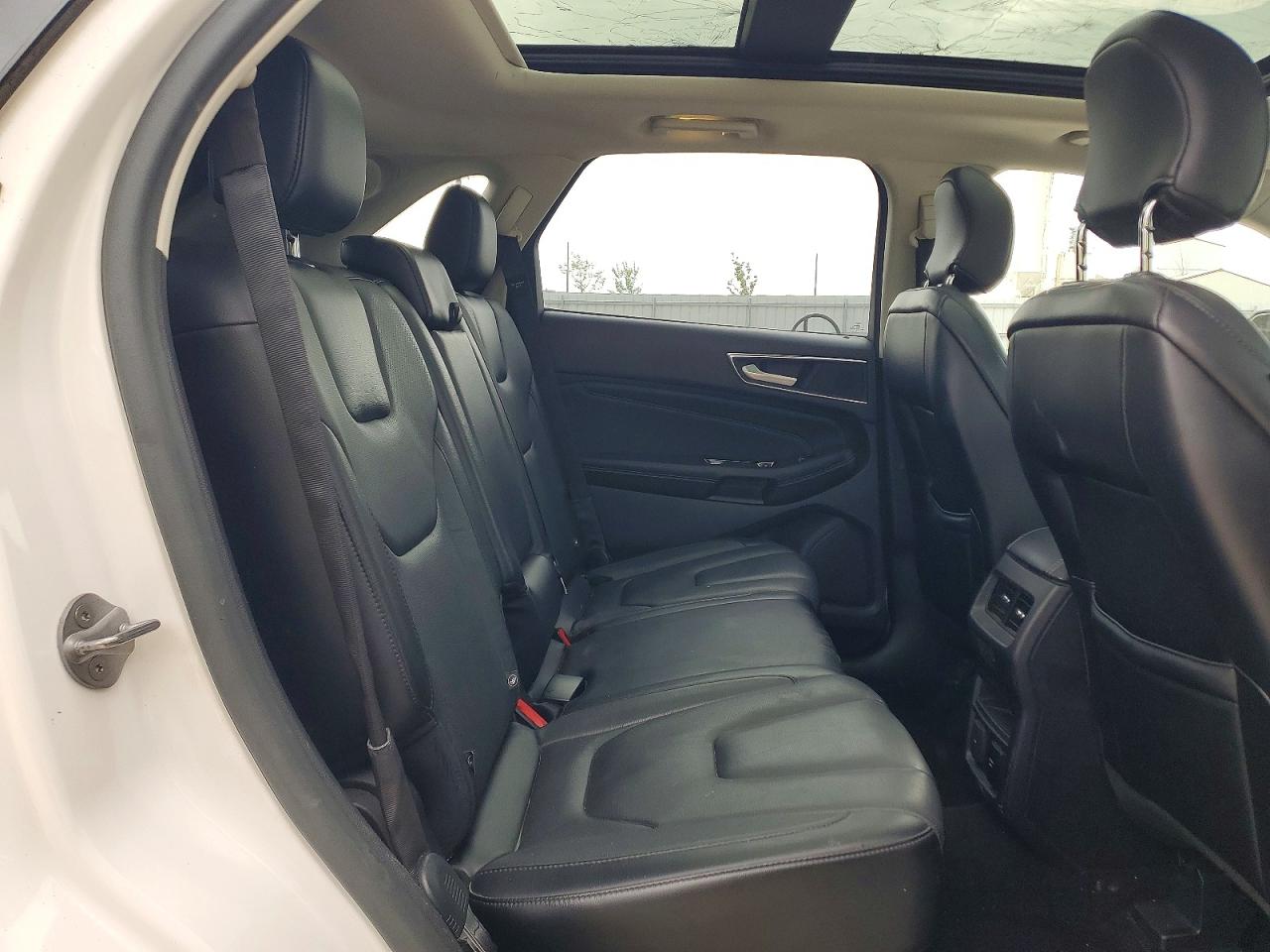 Ford Edge Titanium
