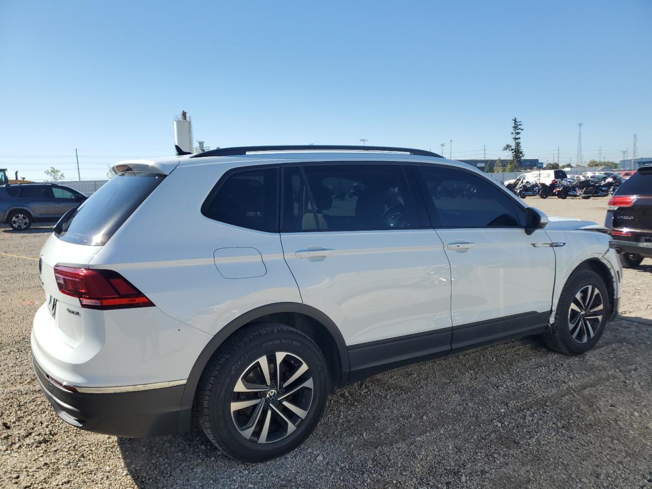 Volkswagen Tiguan S