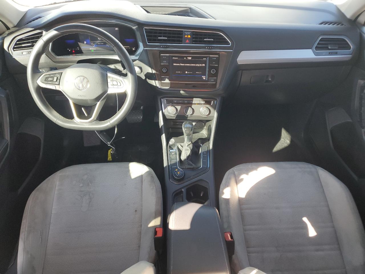 Volkswagen Tiguan S