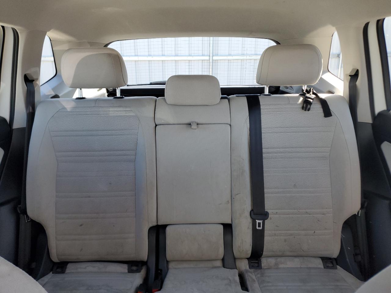 Volkswagen Tiguan S