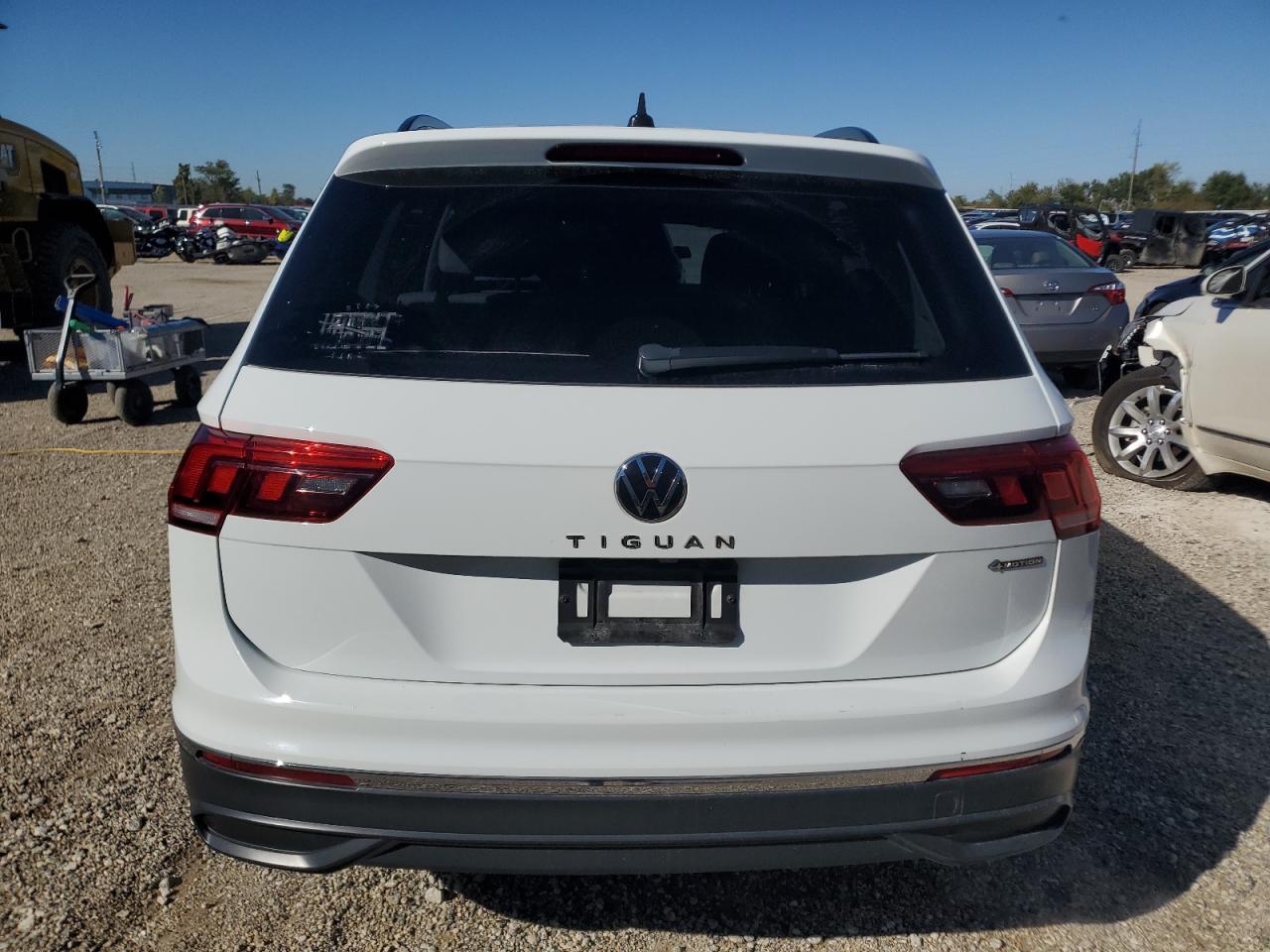 Volkswagen Tiguan S