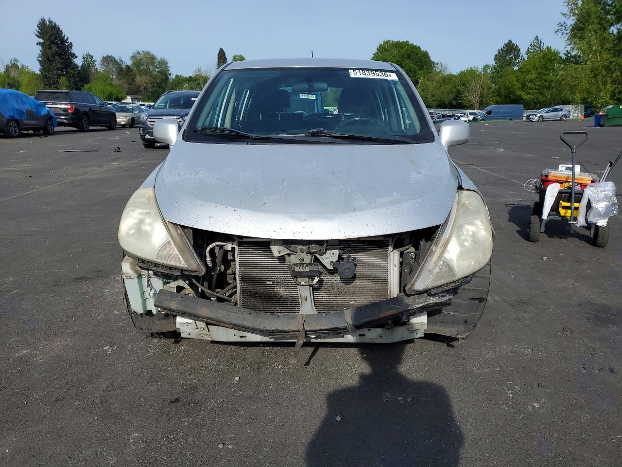 Nissan Versa 1.8 S
