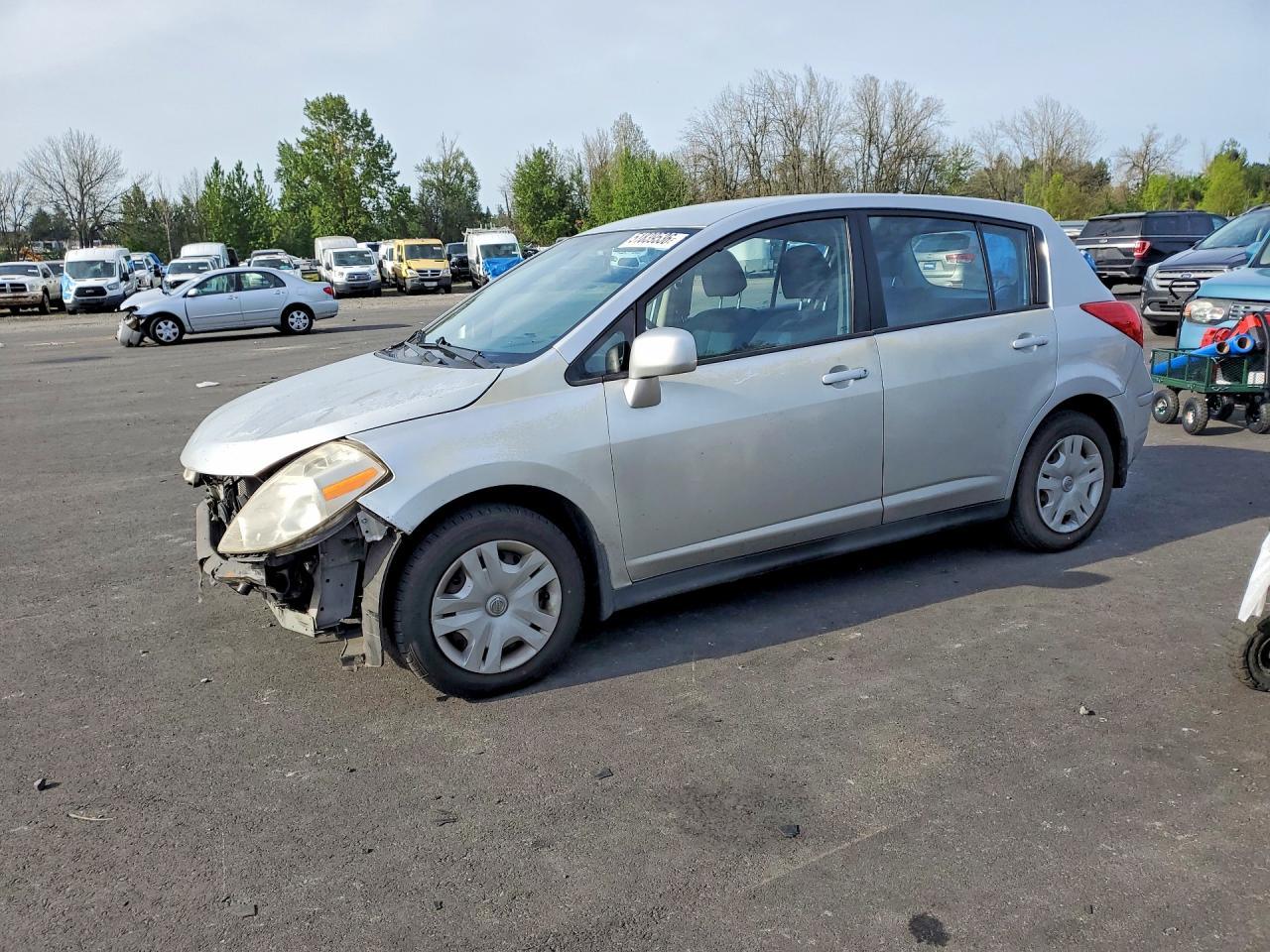 Salvage Nissan Versa Image