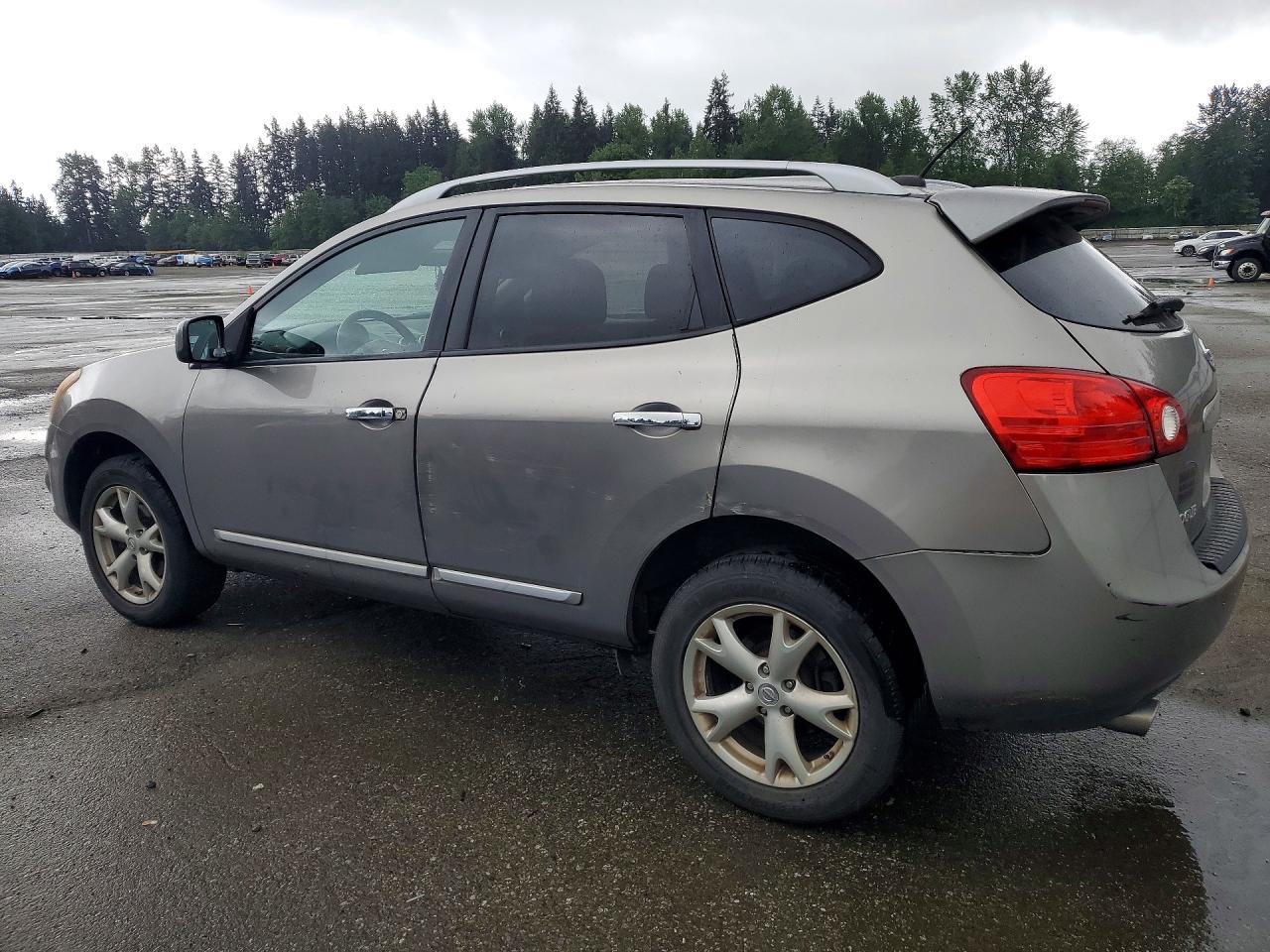 Nissan Rogue S