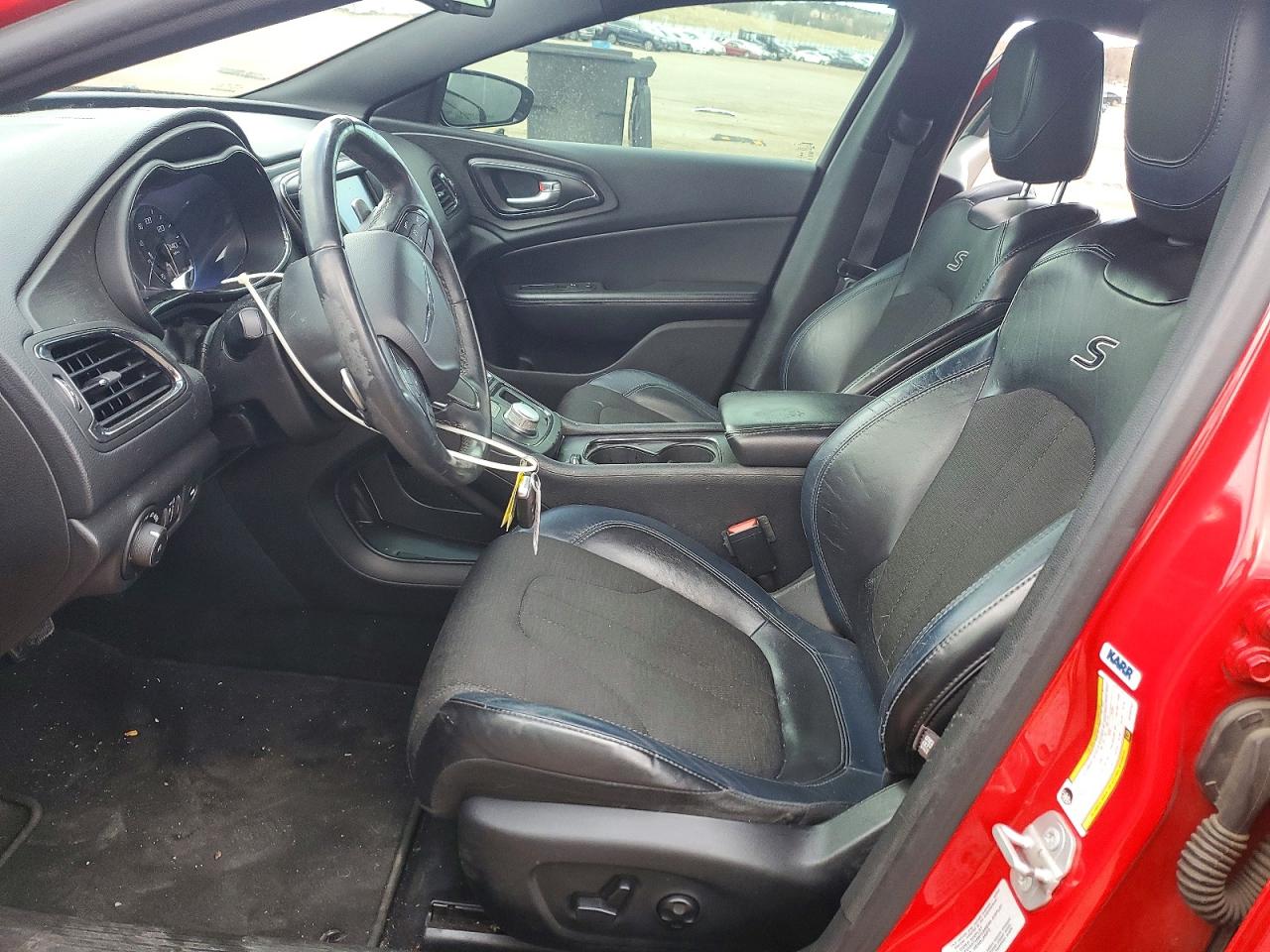Chrysler 200 S