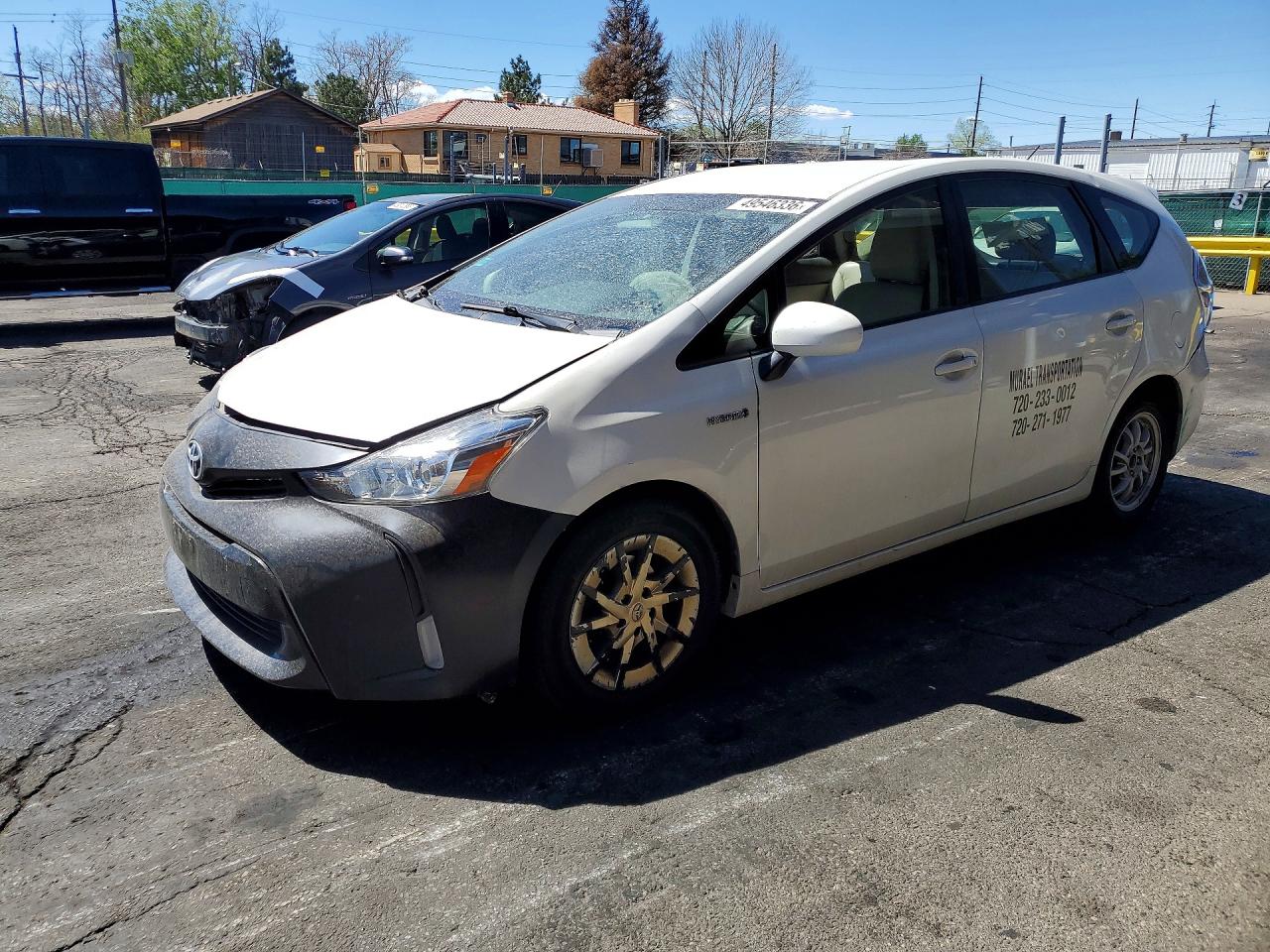 Salvage Toyota Prius v Image