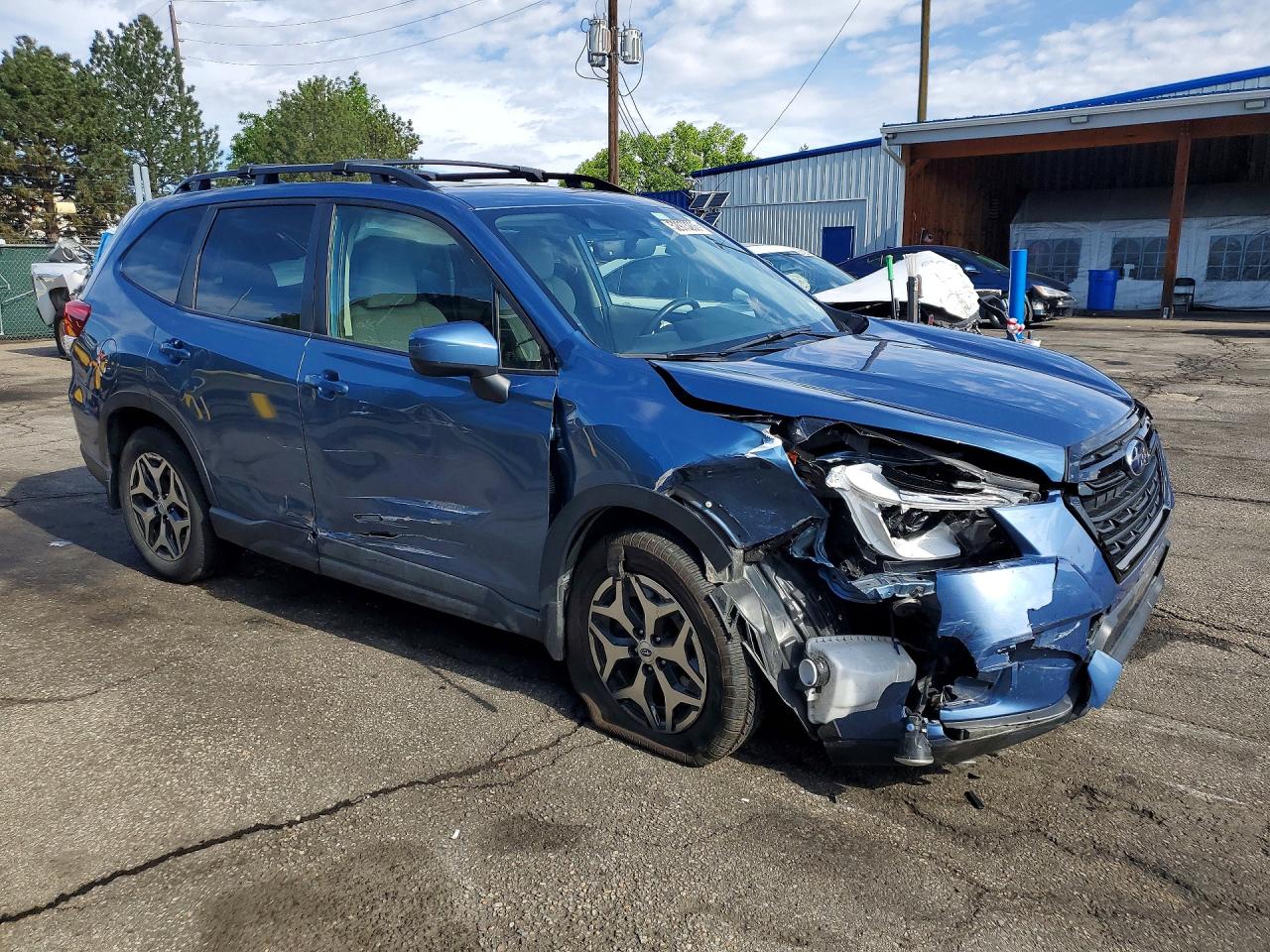 Subaru Forester Premium