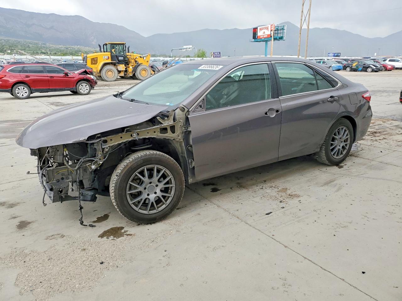 Salvage Toyota Camry Image