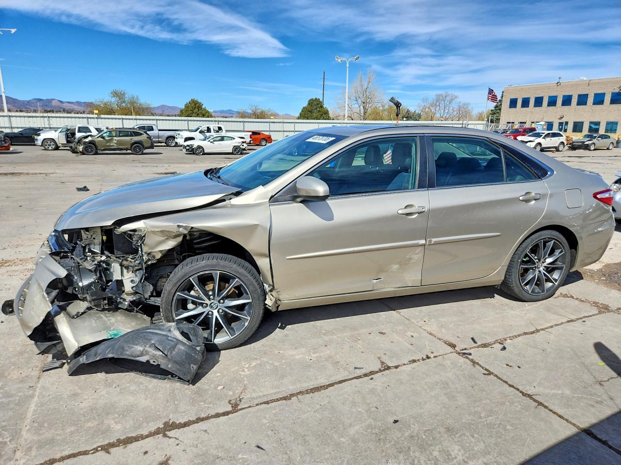 Salvage Toyota Camry Image