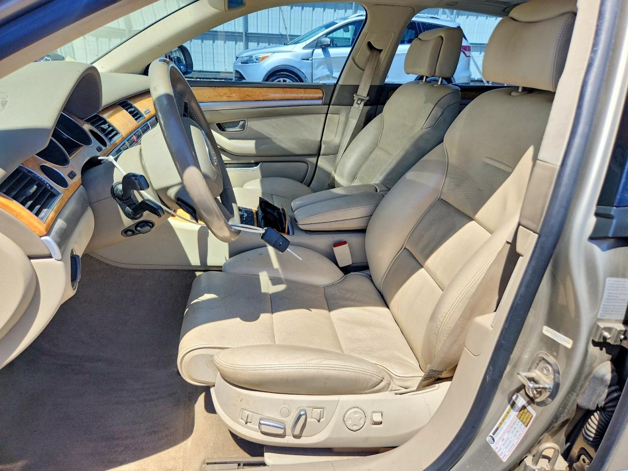 Audi A8 L Quattro
