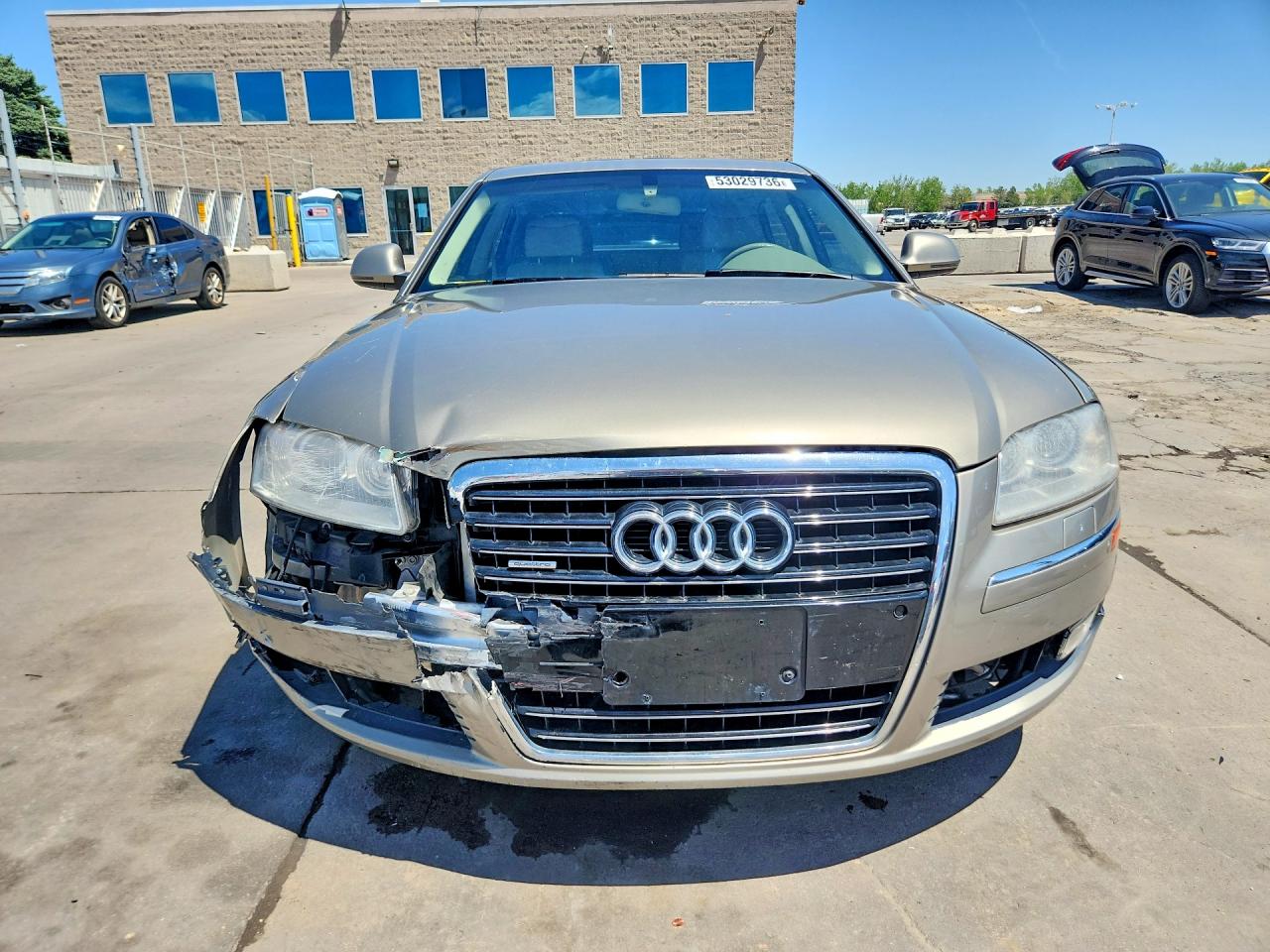 Audi A8 L Quattro