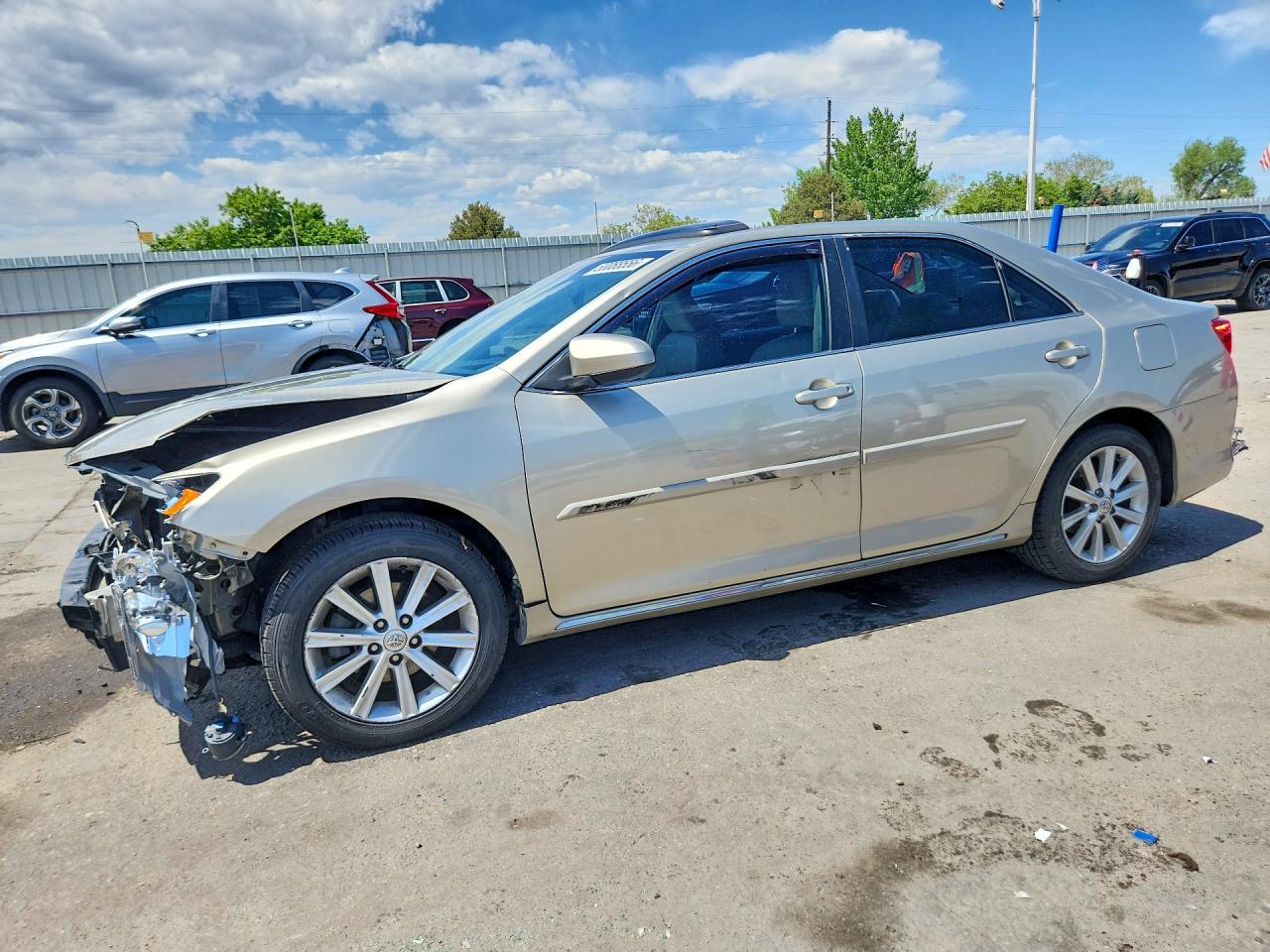 Salvage Toyota Camry Image