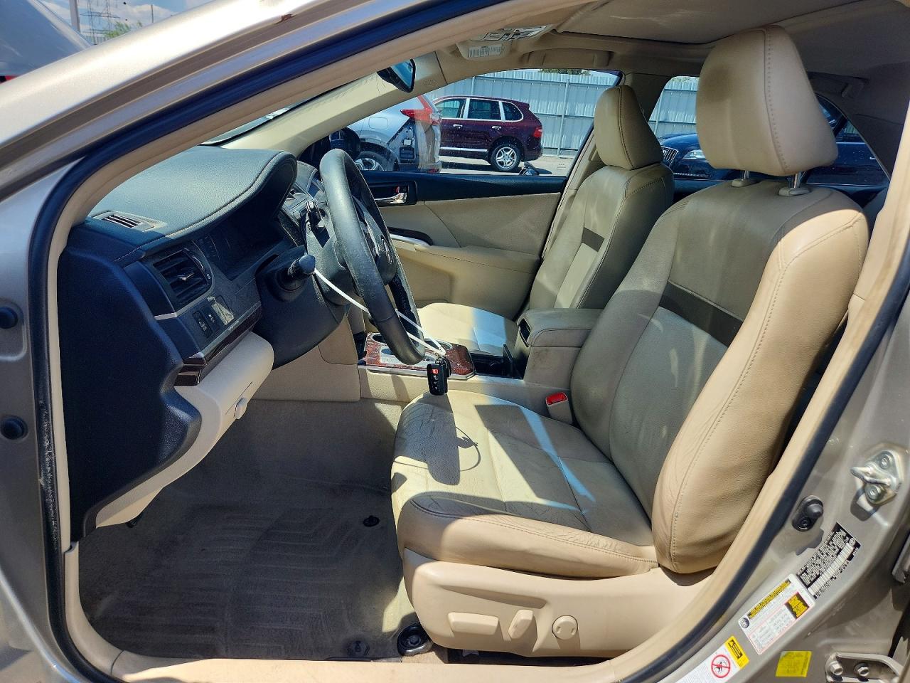 Toyota Camry Xle V6