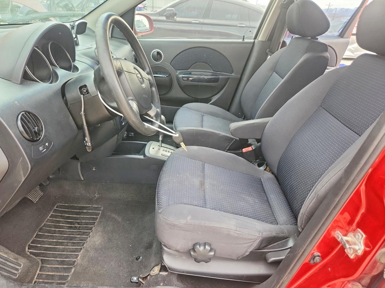 Chevrolet Aveo Base
