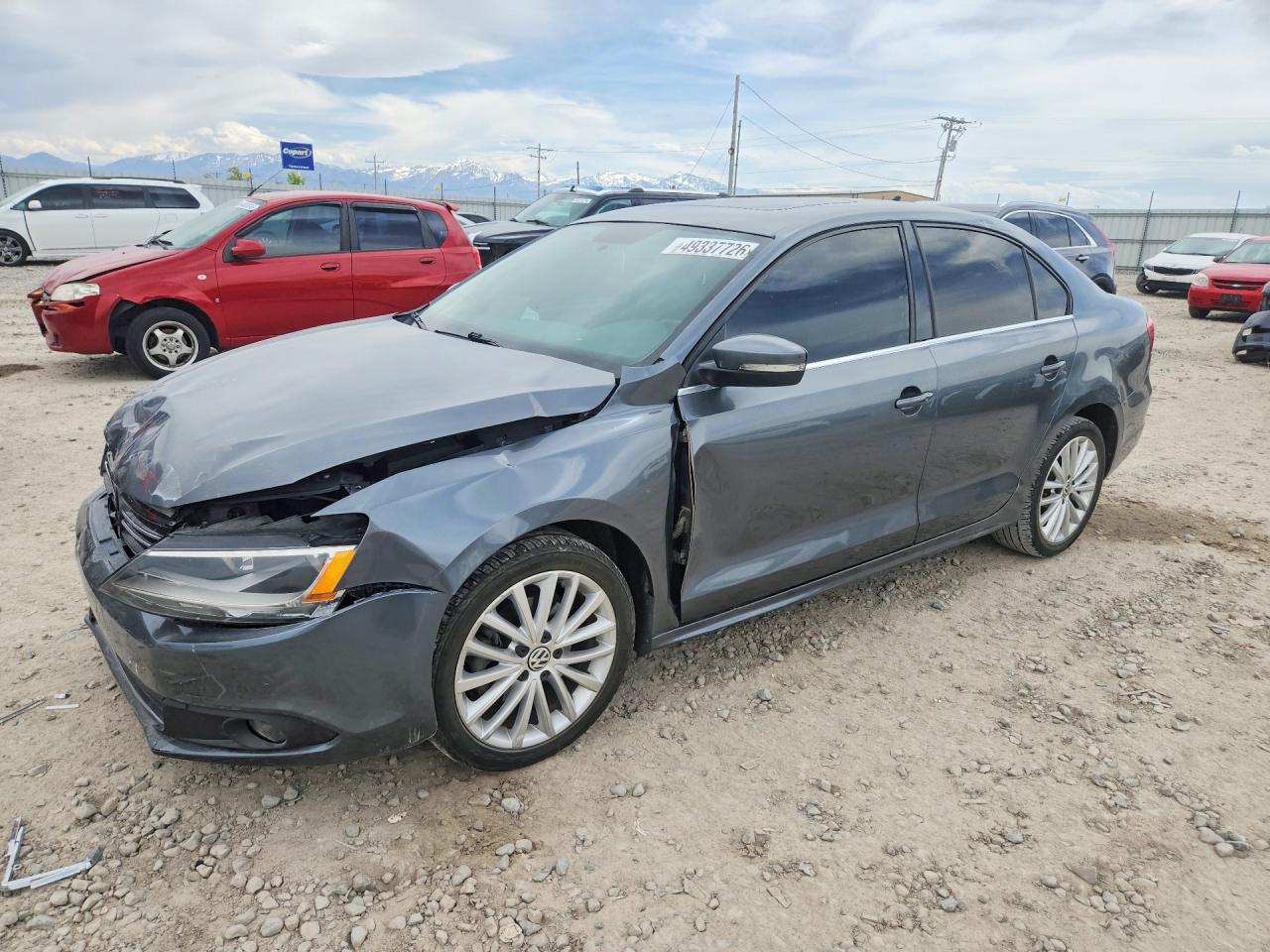 Salvage Volkswagen Jetta Image