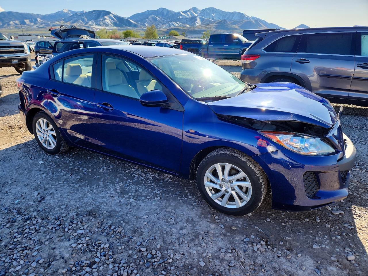 Mazda 3 I