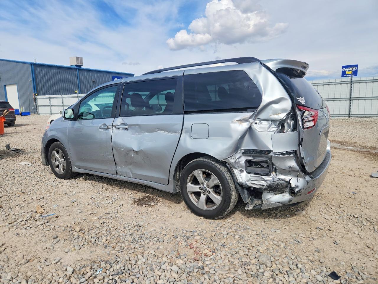 Toyota Sienna Le