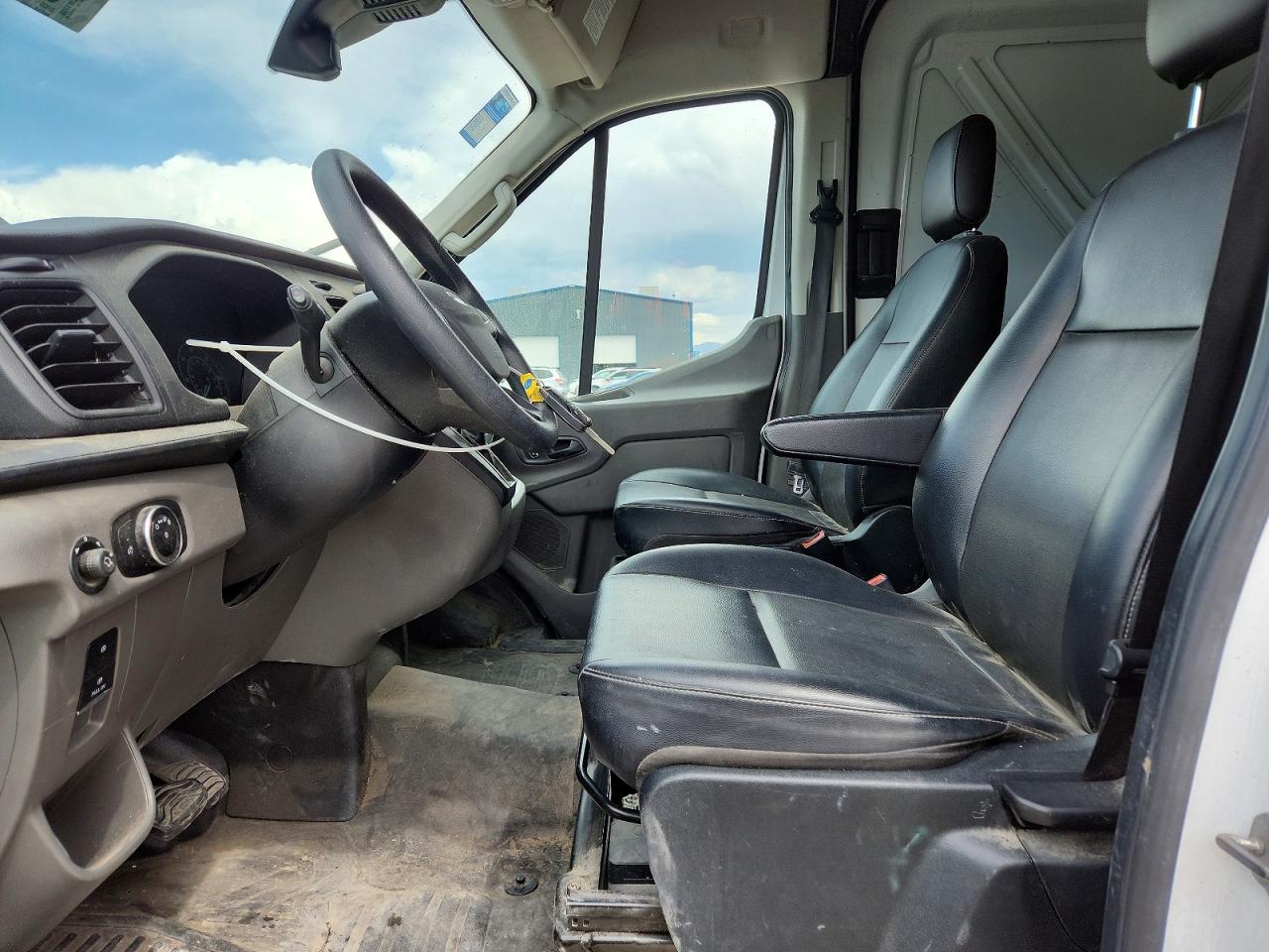 Ford Transit T-250