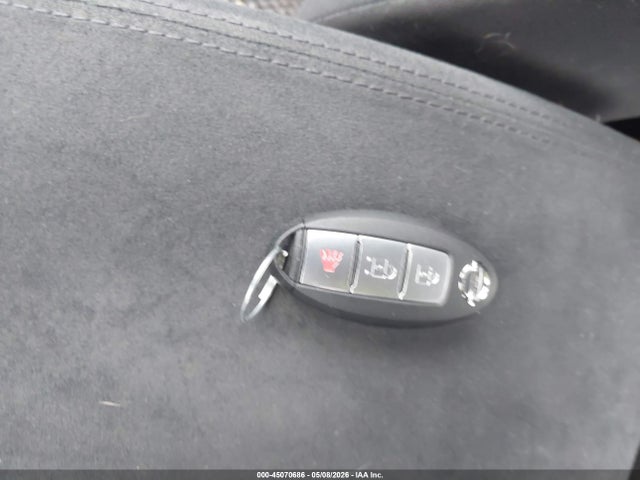 Nissan JUKE S
