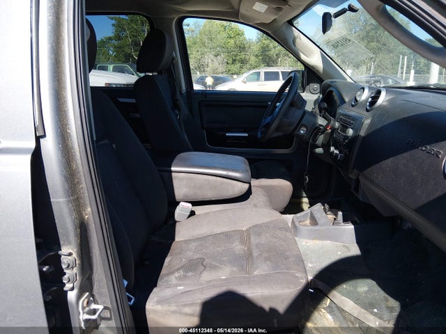 Mitsubishi Raider Ls