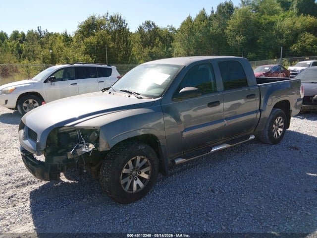 Mitsubishi Raider Ls