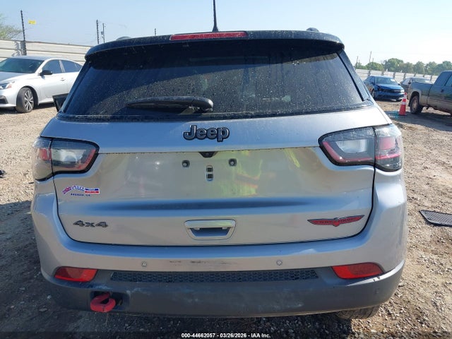 Jeep Compass Trailhawk 4x4