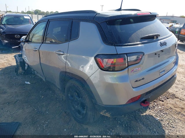 Jeep Compass Trailhawk 4x4