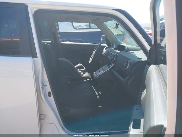 Scion xB