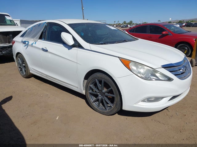 Salvage Hyundai SONATA Image